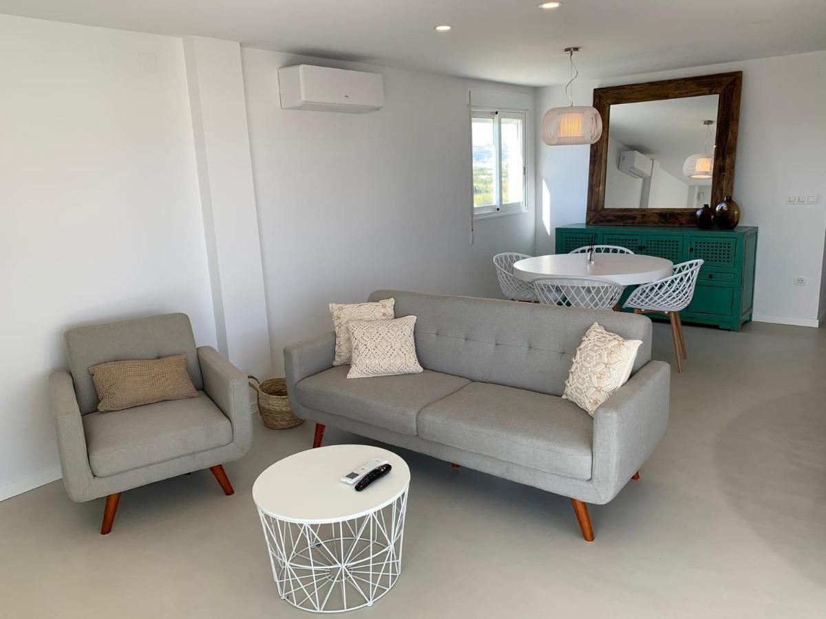 Beautiful Apartment With Pool Near The Beach Oliva Zewnętrze zdjęcie